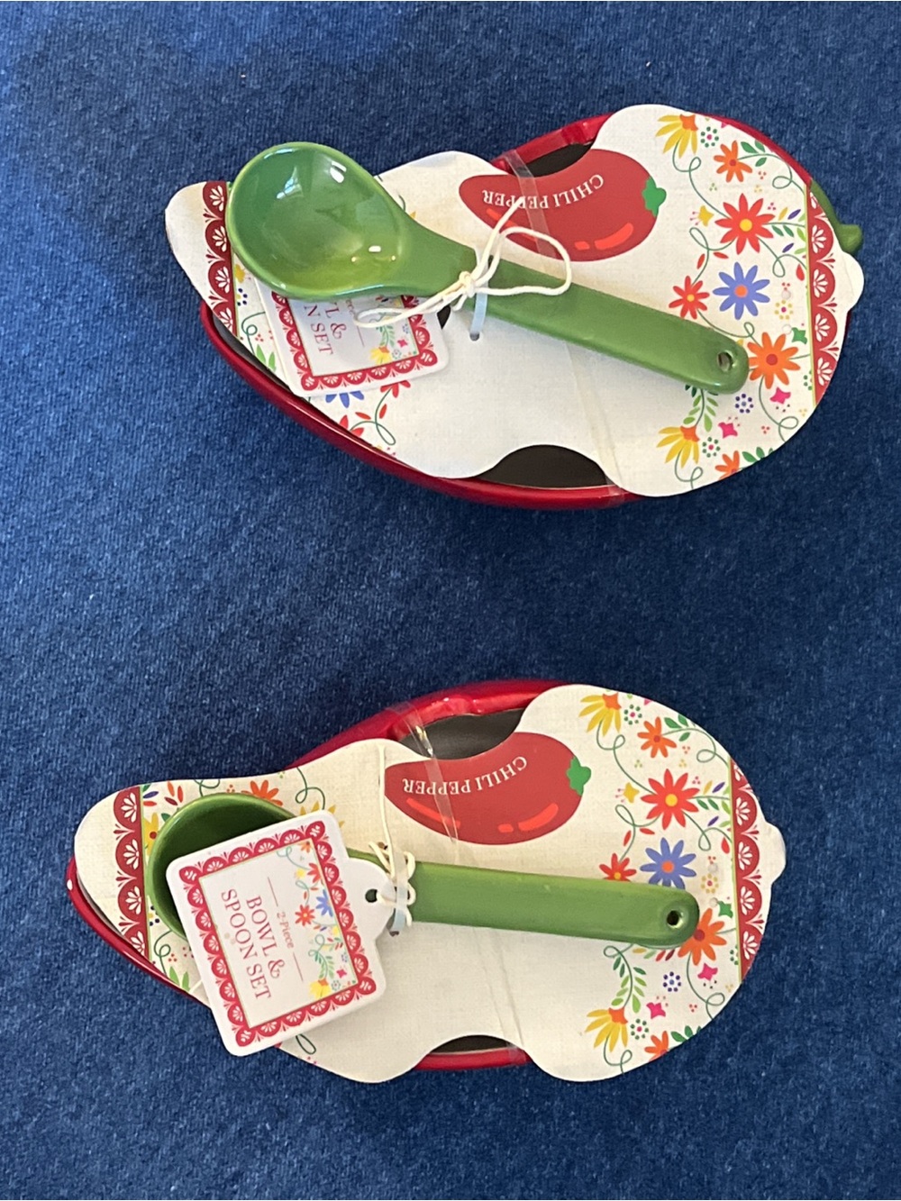 Festive! TWO 2-piece Chili Pepper Bowl&Spoon Sets!!!
🌶️ Red Bowl!Green Spoon!